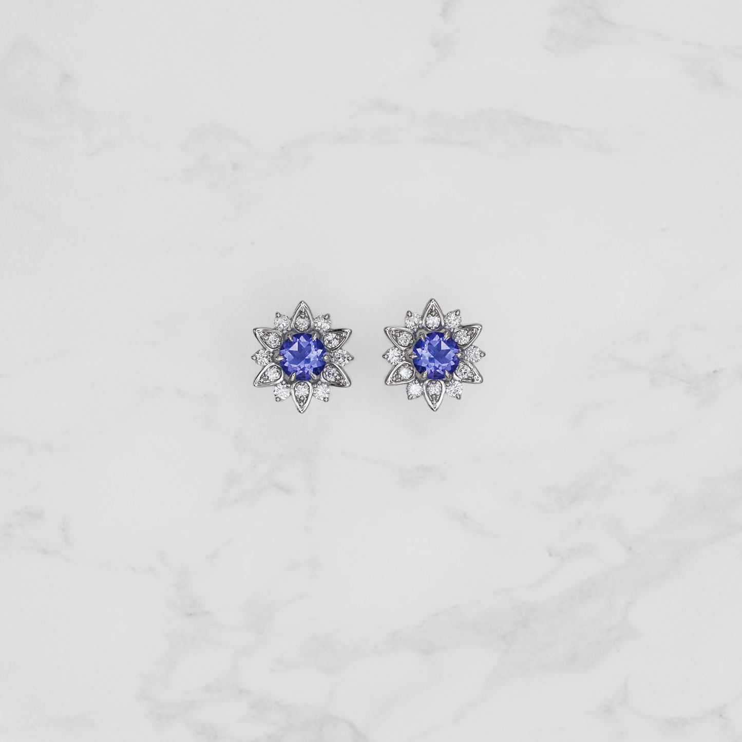 Nymphaea / Tanzanite earrings