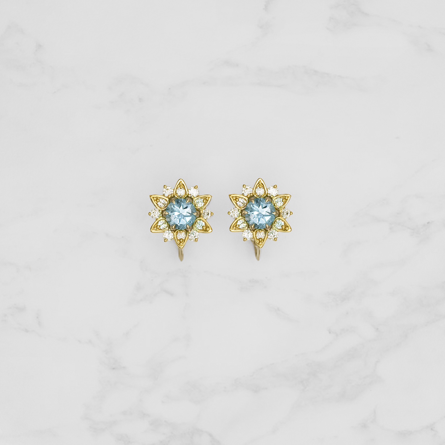 Nymphaea / Aquamarine earrings