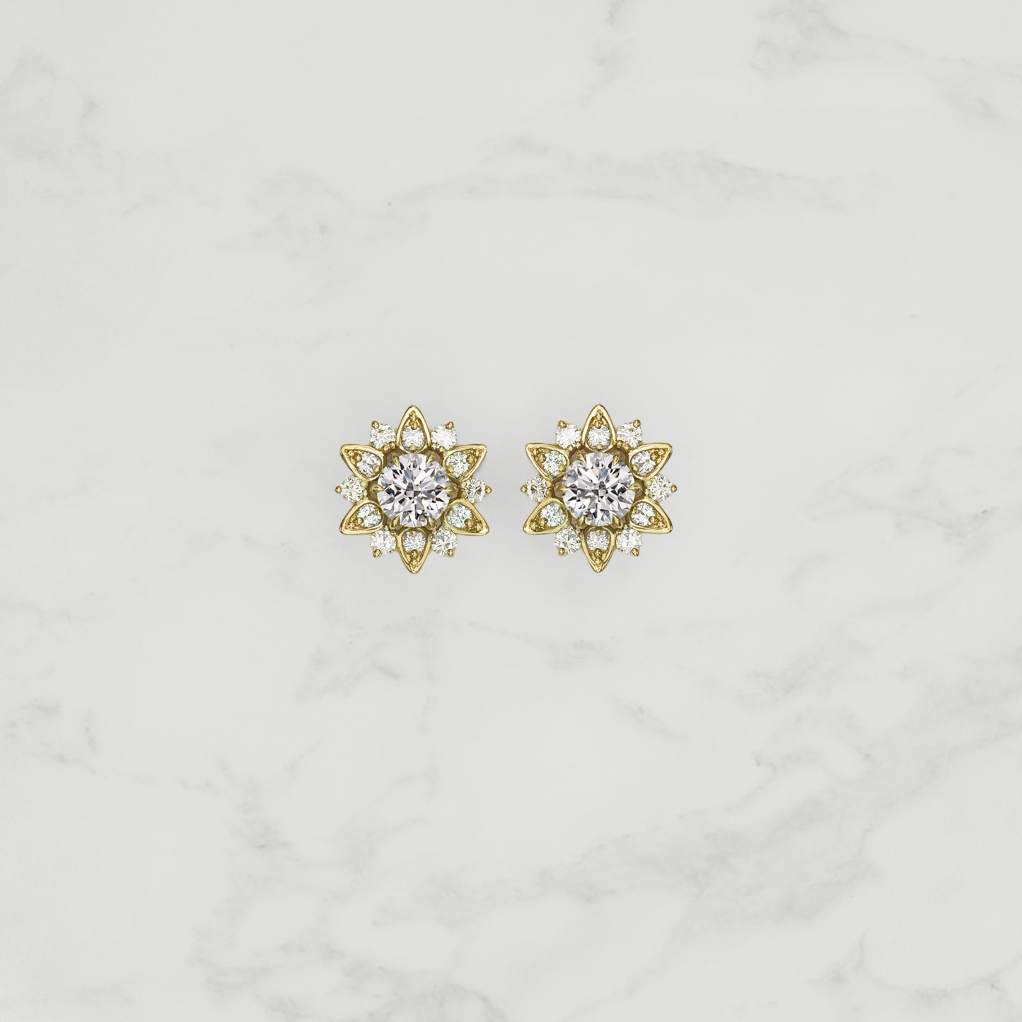 Nymphaea / Diamond earrings
