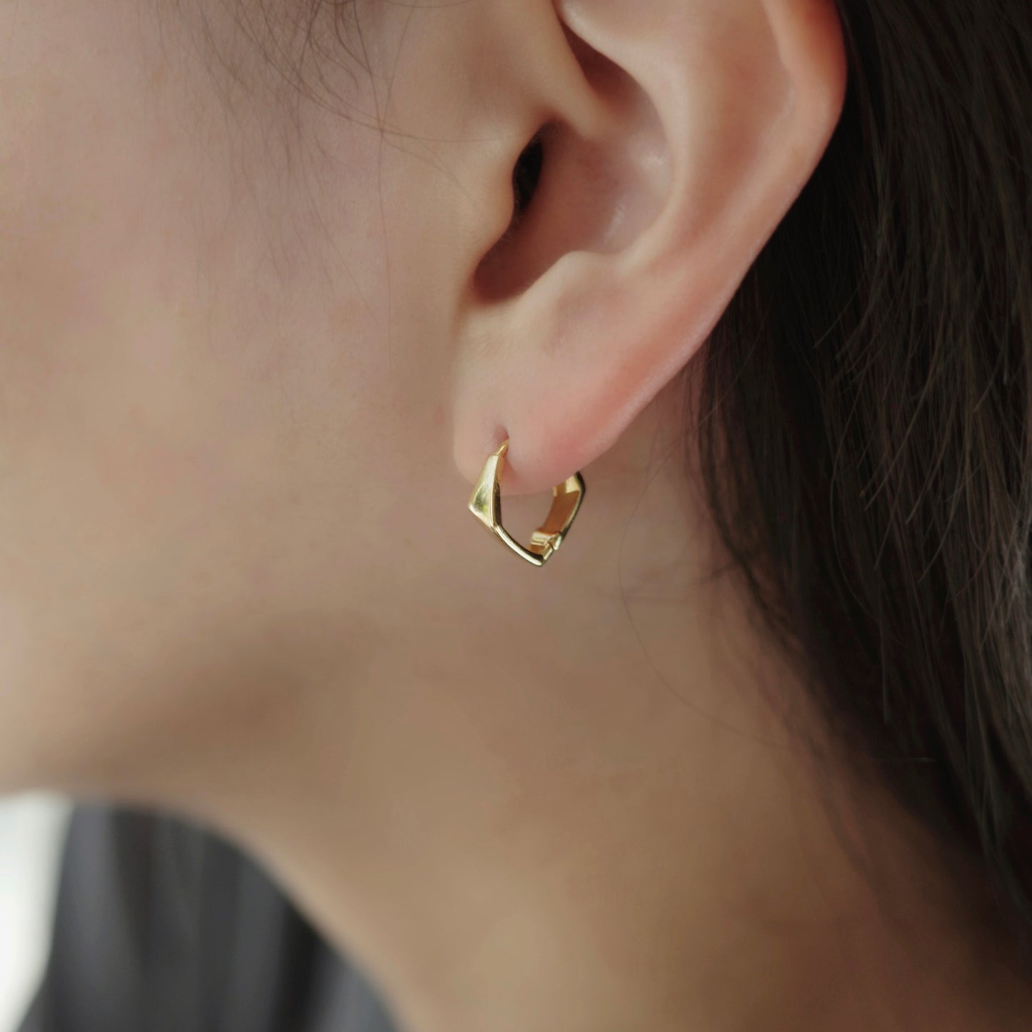 Angular / Experimental Pierced earrings