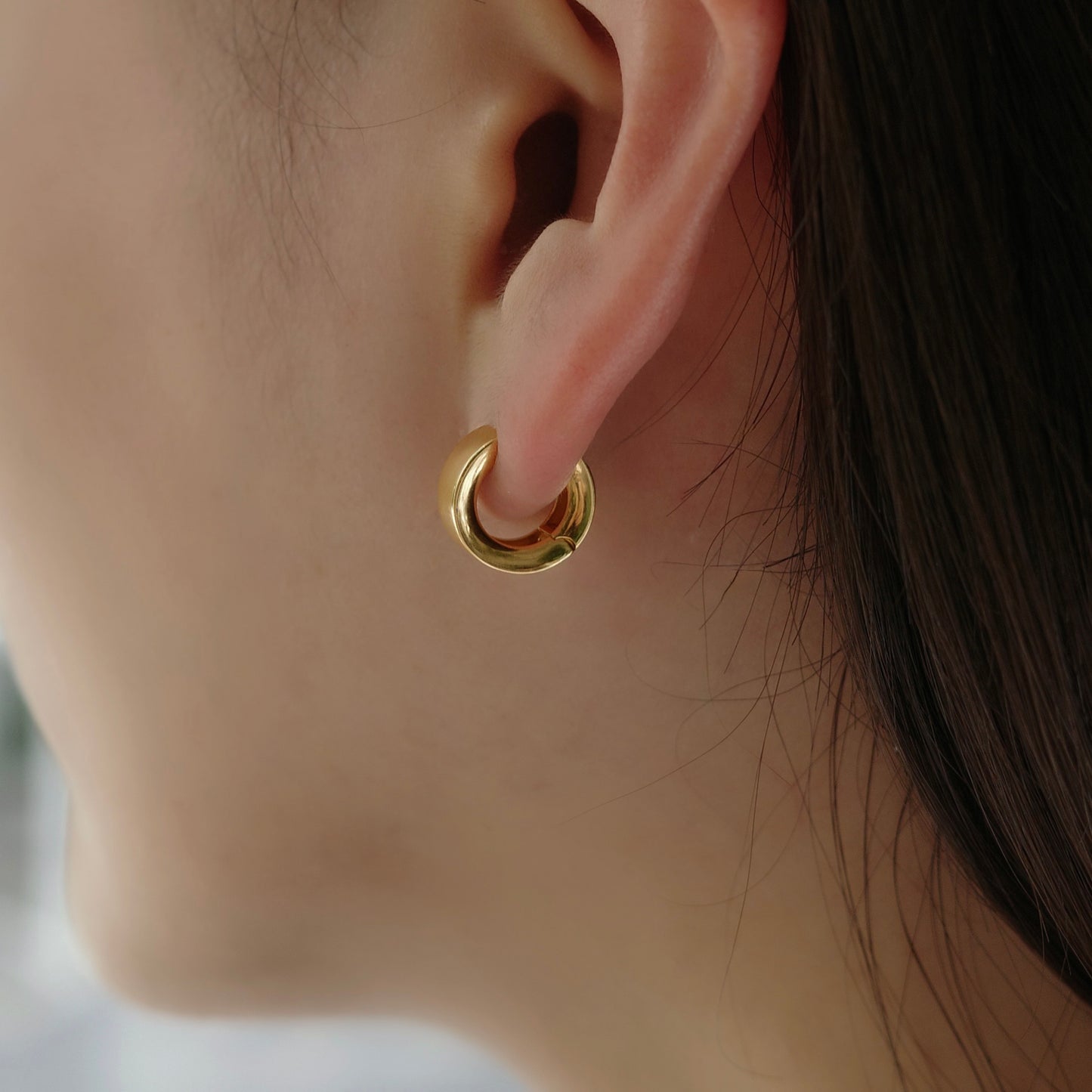 Thick Circle / Experimental Pierced earrings