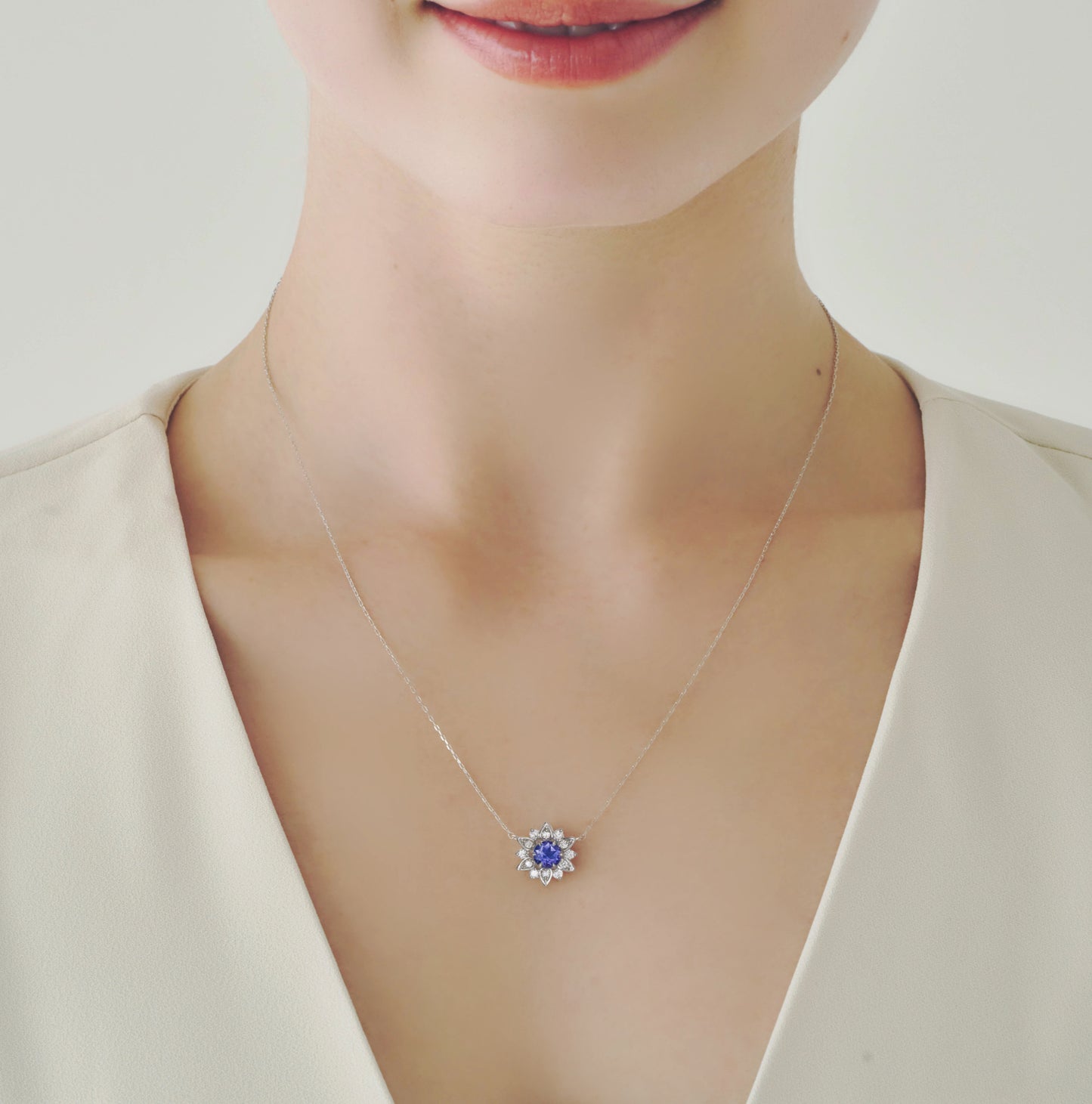Nymphaea / Tanzanite necklace