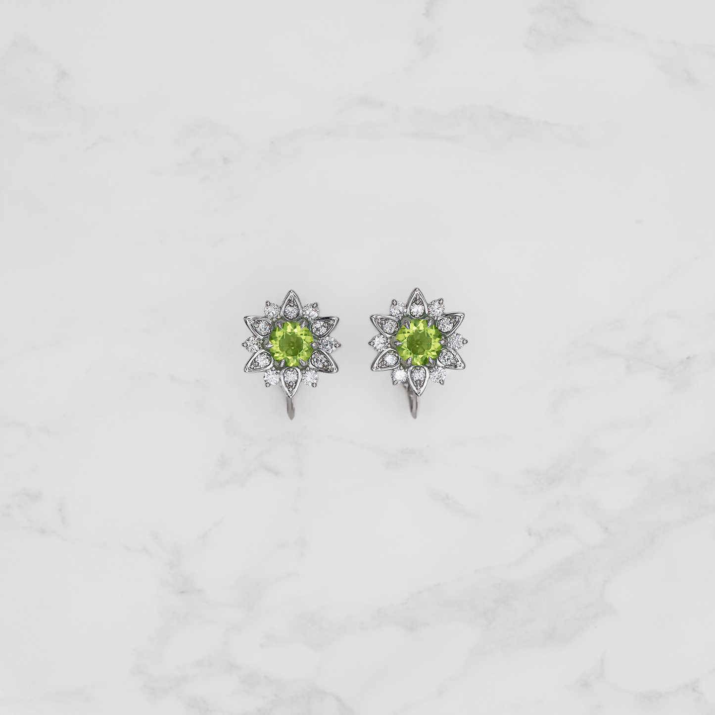 Nymphaea / Peridot earrings