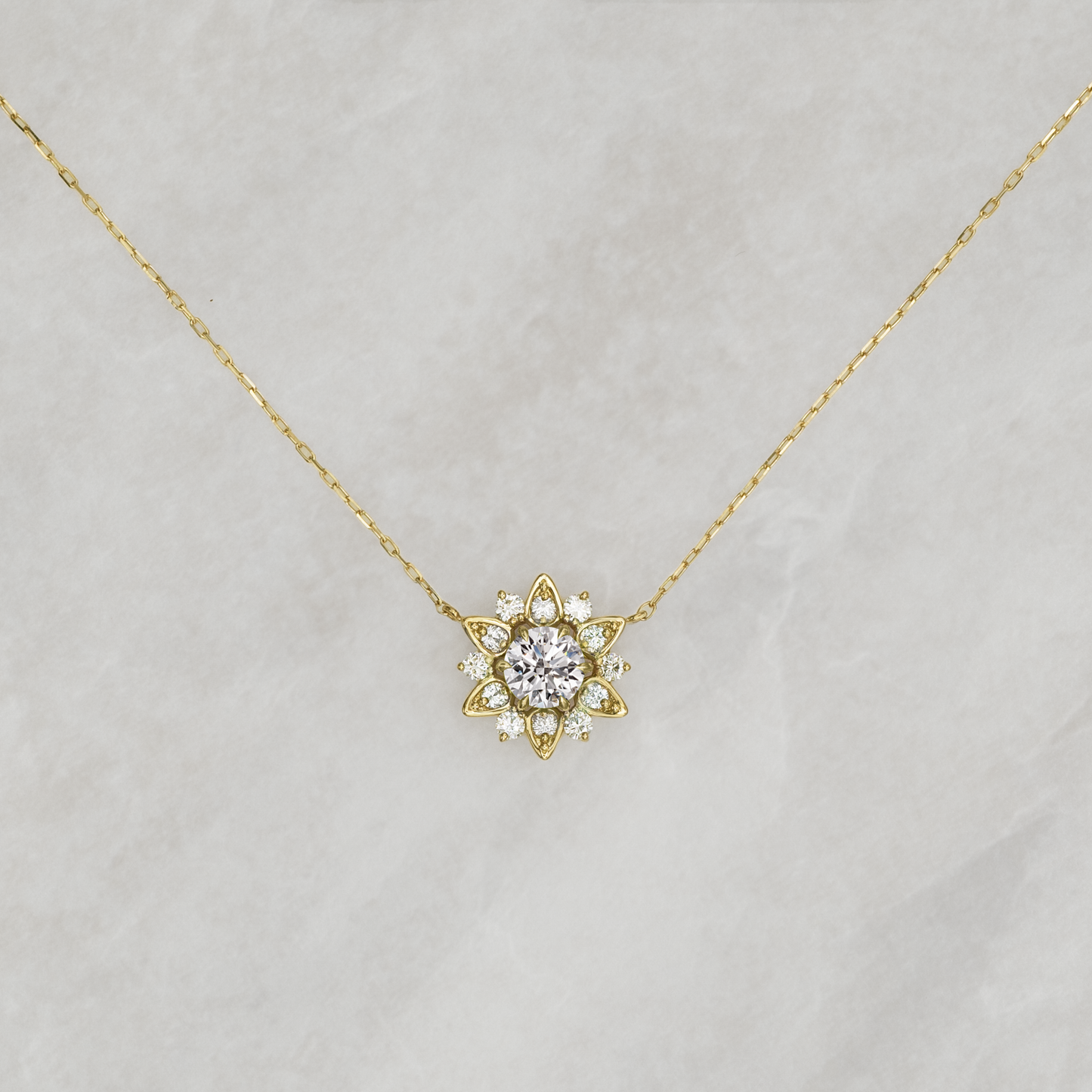 Nymphaea / Diamond necklace