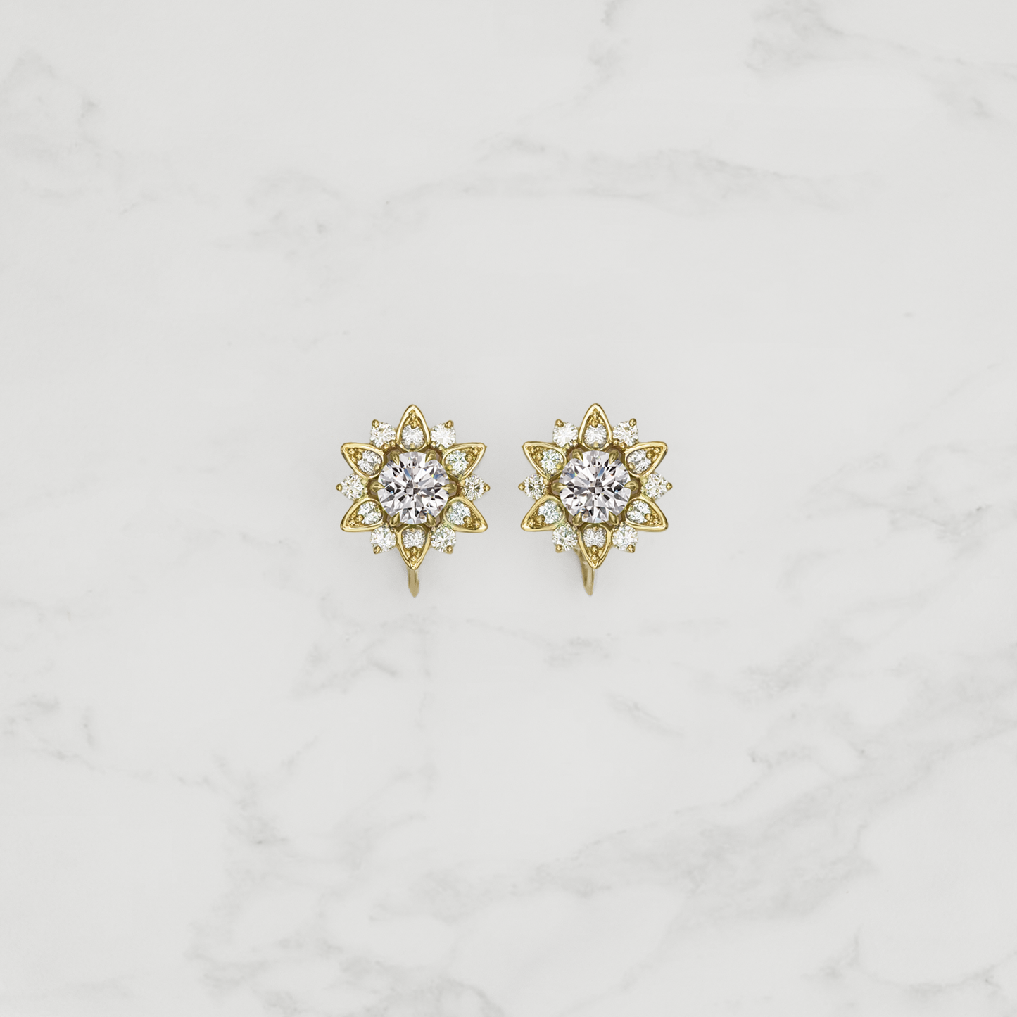 Nymphaea / Diamond earrings